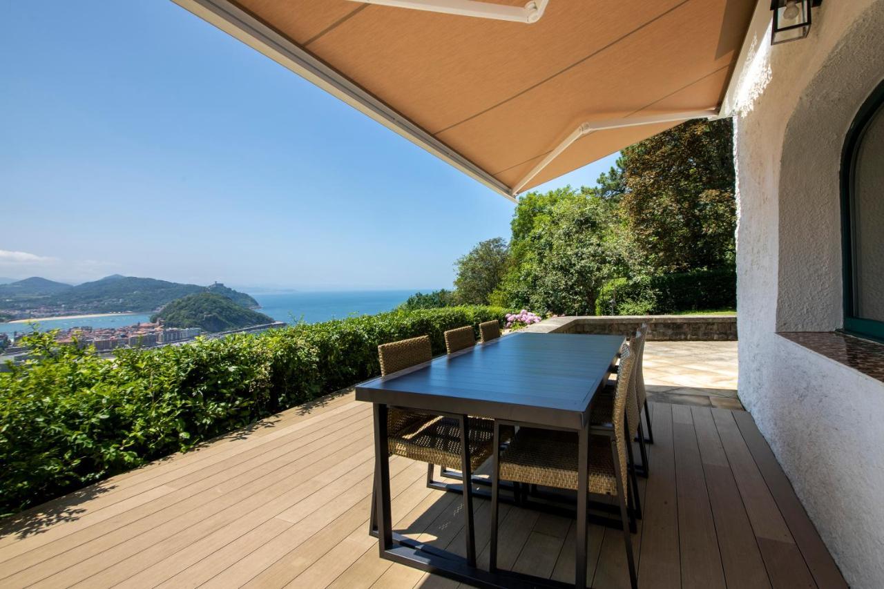 Amazing Views Over San Sebastian In A Family Cottage Exterior photo